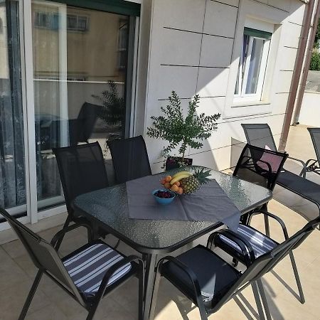 3 Bedroom Apartment With Terrace And Free Parking Сплит Экстерьер фото