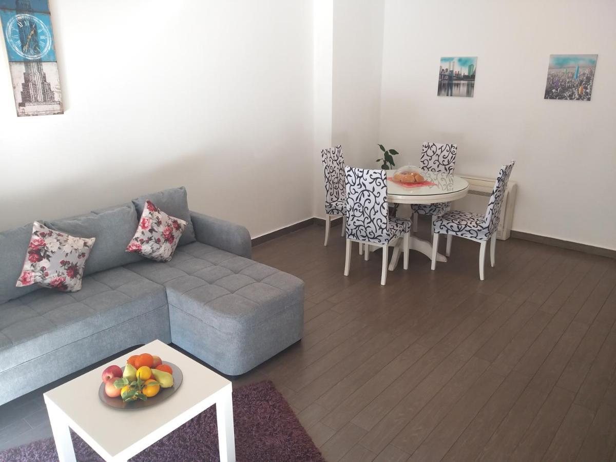 3 Bedroom Apartment With Terrace And Free Parking Сплит Экстерьер фото