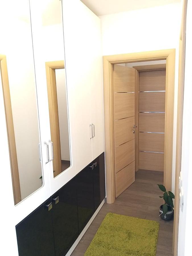 3 Bedroom Apartment With Terrace And Free Parking Сплит Экстерьер фото