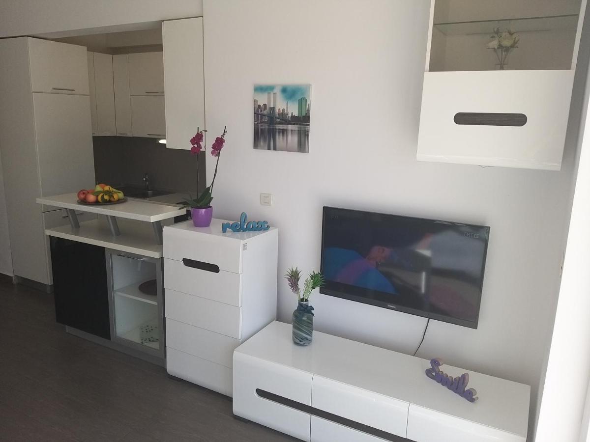 3 Bedroom Apartment With Terrace And Free Parking Сплит Экстерьер фото