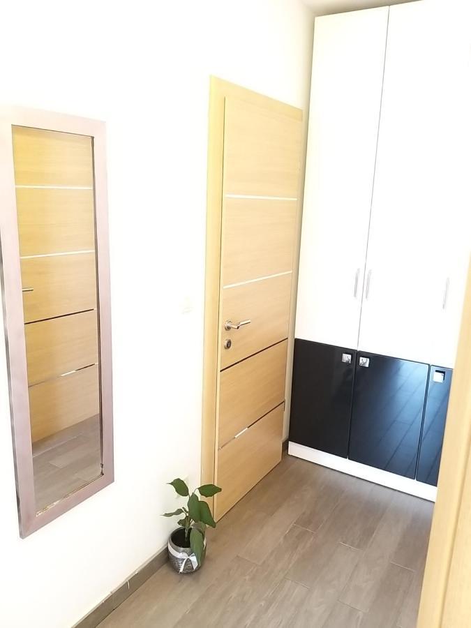3 Bedroom Apartment With Terrace And Free Parking Сплит Экстерьер фото